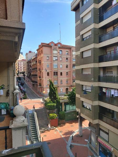 Barakaldo, Estación